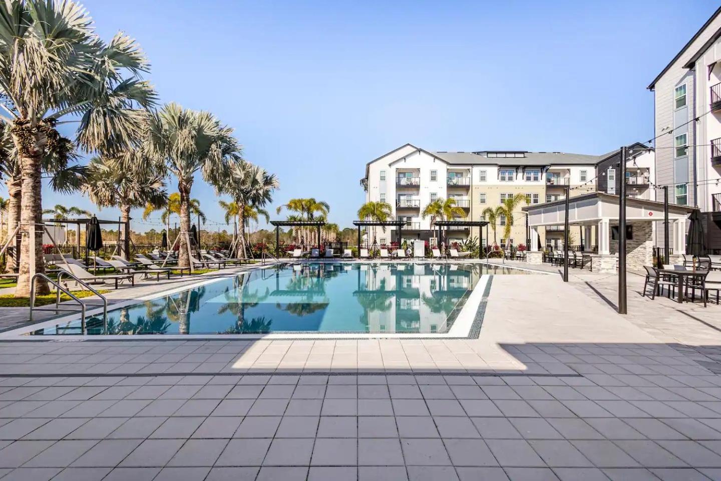 Complete Cozy 2bed 10 Min To Parks Allows Pet, Resort-style Amenities Orlando